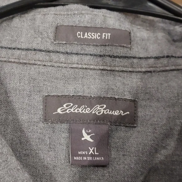 *Eddie Bauer Medium Gray Classic Fit Button Tab, Button  Down Long Sleeve Shirt - Picture 7 of 10